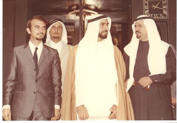 الشيخ-زايد-بن-سلطان-والشيخ-حمدان-بن-محمد-آل-نهيان-في-زيارة-لشركة-كات-في-إسبانيا-عام-1969
